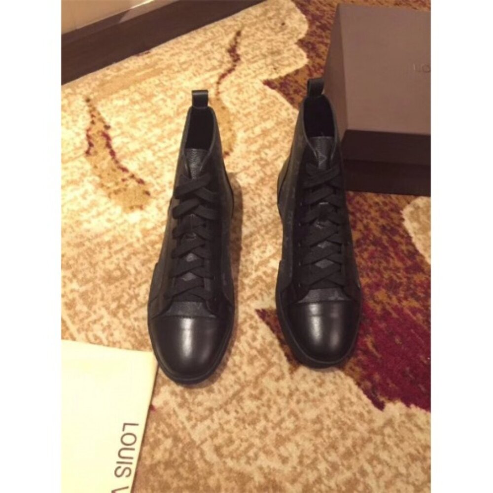 LOUIS VUITTON MONOGRAM BROWN BOOTS-SNEAKERS SIZE 7 - Picture 3 of 5